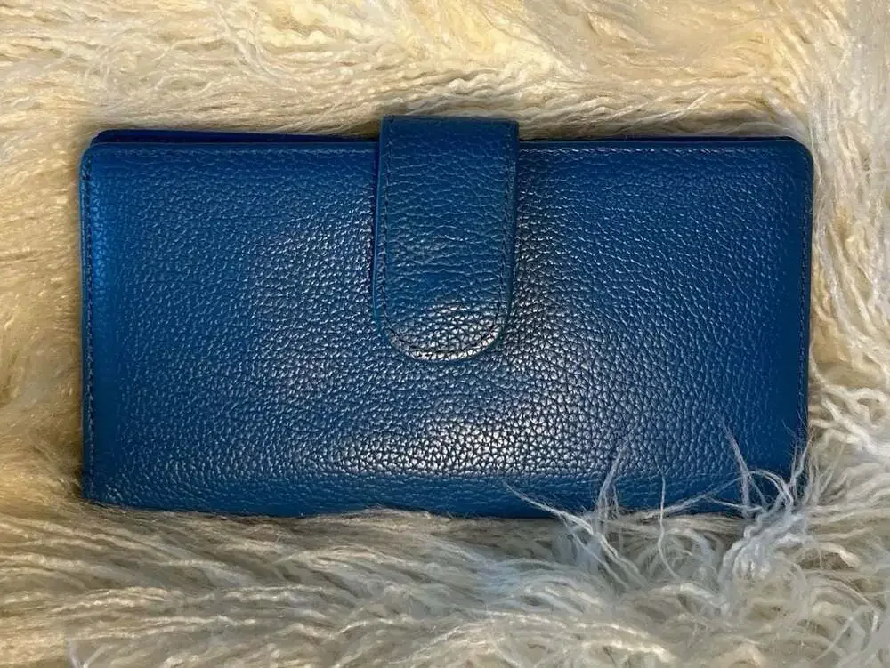 Mundi Kellie Croc Tab Clutch Wallet - Ocean Blue Pebbled Leather